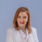 Dra. Gabby Cardoso