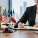 Etiqueta jurídica internacional para advogados